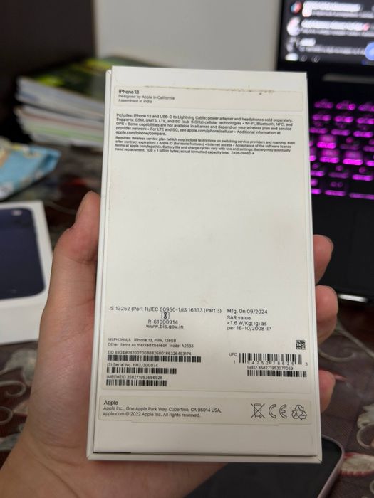 Продам Айфон 13