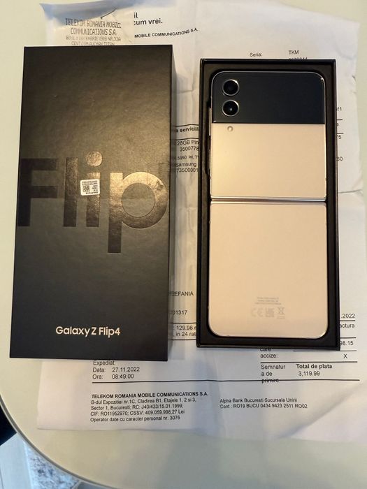 Samsung Z Flip 4 128Gb Liber Retea Cutie Acte Stare Foarte Buna