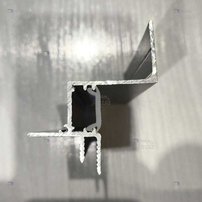 Парящий профиль для гипсокартона Pro G LP