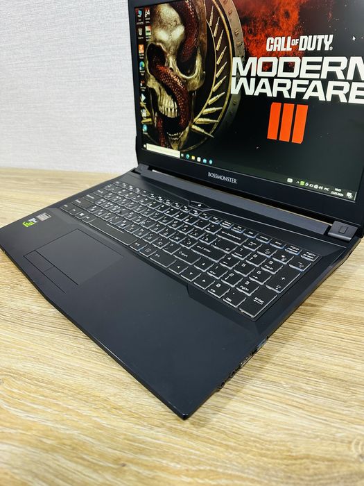 Недорого Hansung Core i7-8 Ядерный+GTX1050Ti гейсерский ноутбук