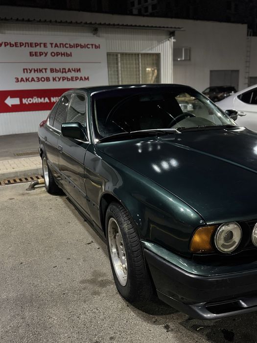 Продам BMW e34 520