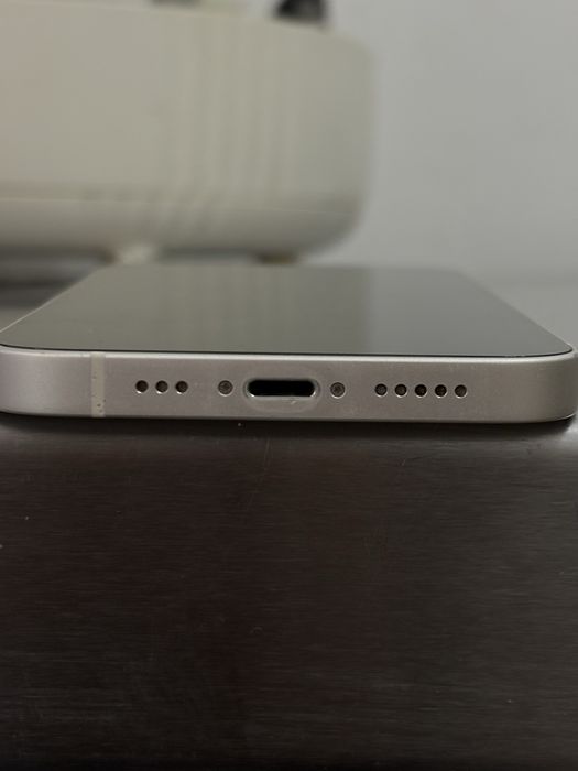 IPhone 13 ,128 GB