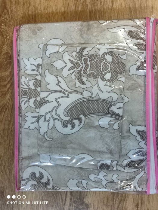 Комплект чаршафи за единично легло