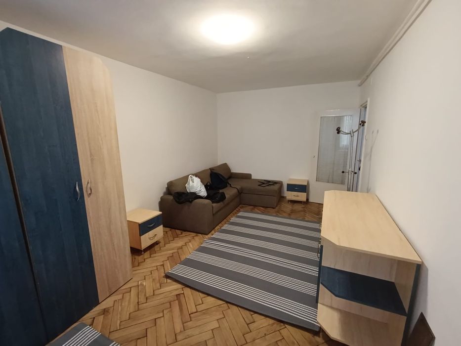 Garsonieră de închiriat – zona Cloșca, G-uri, parter.