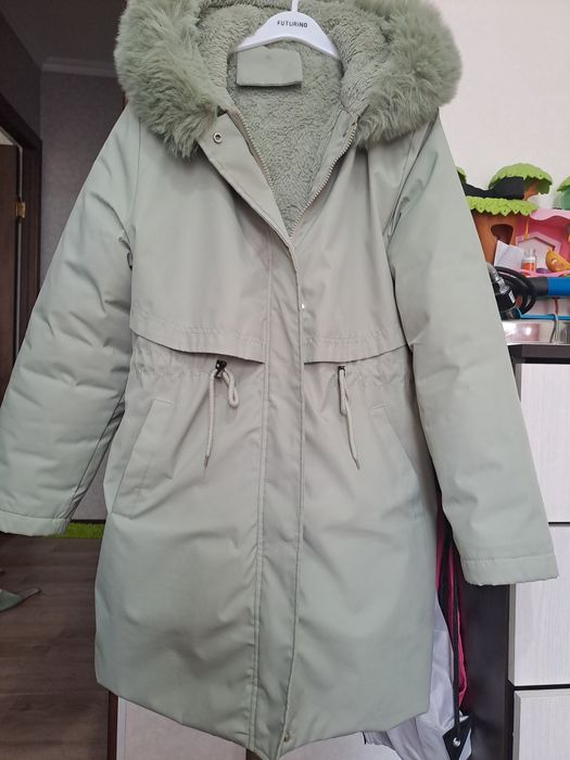 Продам зимнюю куртку