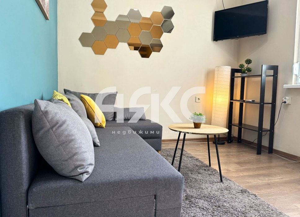 Дава се под наем Двустаен апартамент в София, Борово - 54 кв.м за 598.23 € - Снимка #1