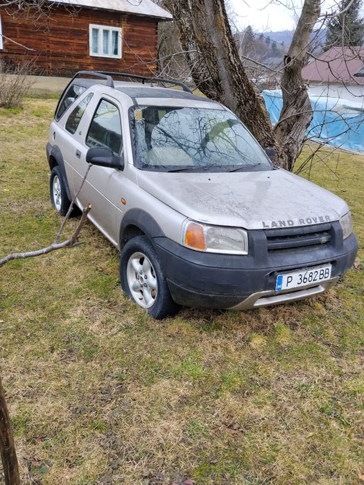 Pentru dezmembrări sau se poate repara  e 4x4 termoflot e baiu