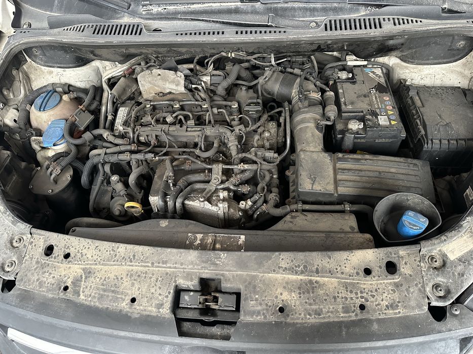 Vw caddy 5 locuri 2.0tdi 150cp fab 2015 avariat pe lateral. Inscris