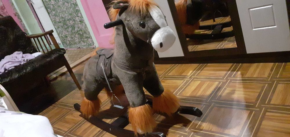 Лошадка качалка      лошадка