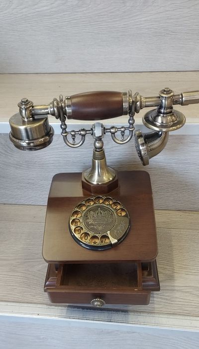 Нов Аналогов  Дървен Ретро Телефон със Шайба