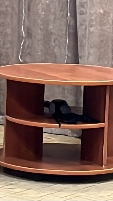 Отдам даром журнальный столик