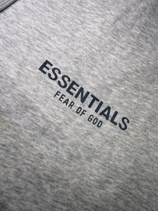 Essentials Shorts Grey - Mărime M