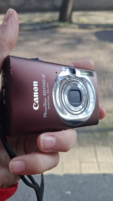 Компактен дигитален фотоапарат Canon PowerShot SD1100 IS