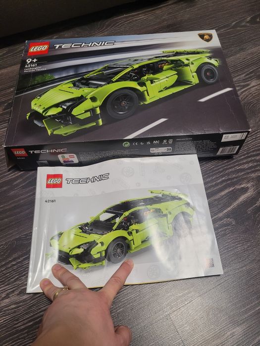 Vând Lego Technic 9+ Lambourghini