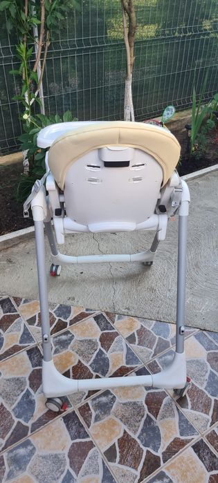 Vând scaun bebe Pegperego prima papa