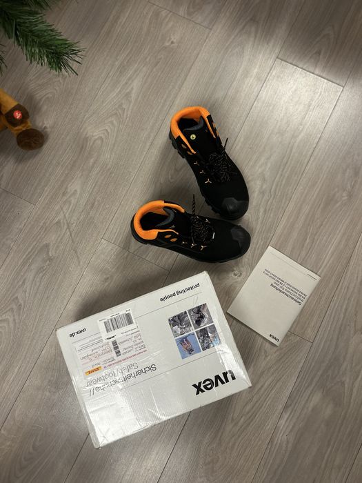 Ghete lucru UVEX Macaole 2, S3 marime 41 noi cod 65294