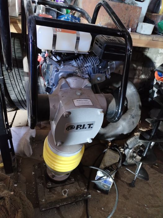 Продам трамбовка