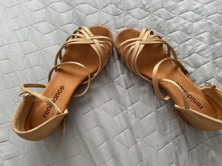 Обувки за спортни танци 40 номер