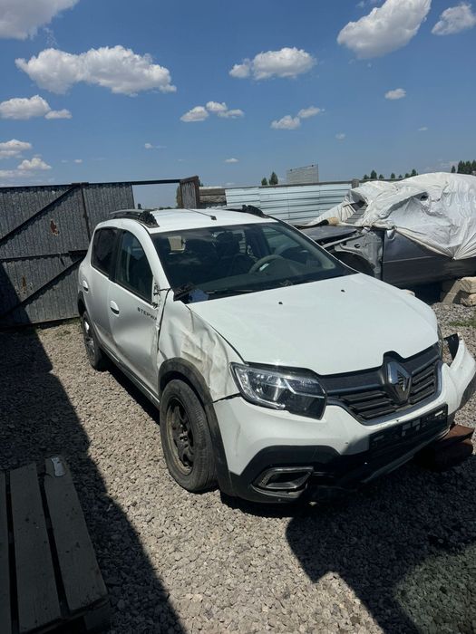 Продам запчасти Renault Sandero