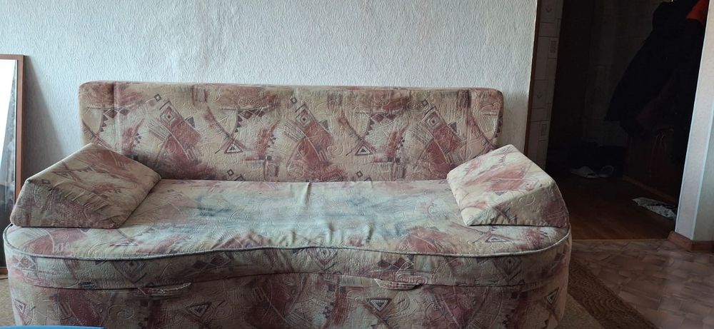 Продам диван б/у (самовывоз) СРОЧНО!