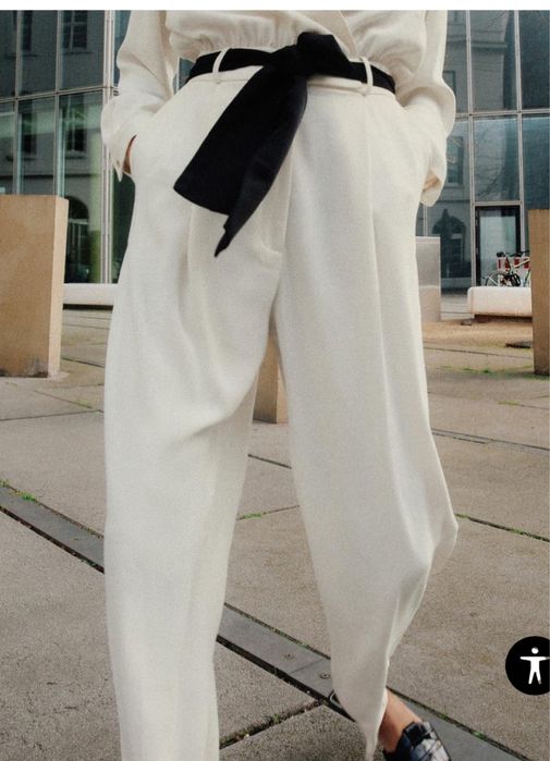 Бял гащеризон от Зара