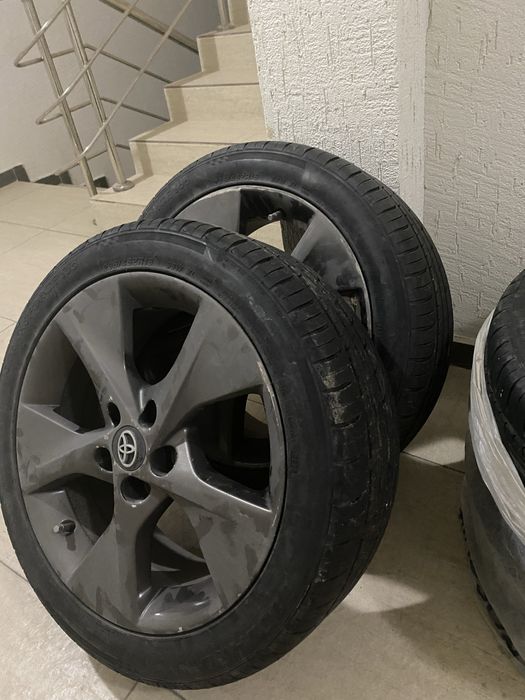 Срочно продам оригинальные диски с резиной