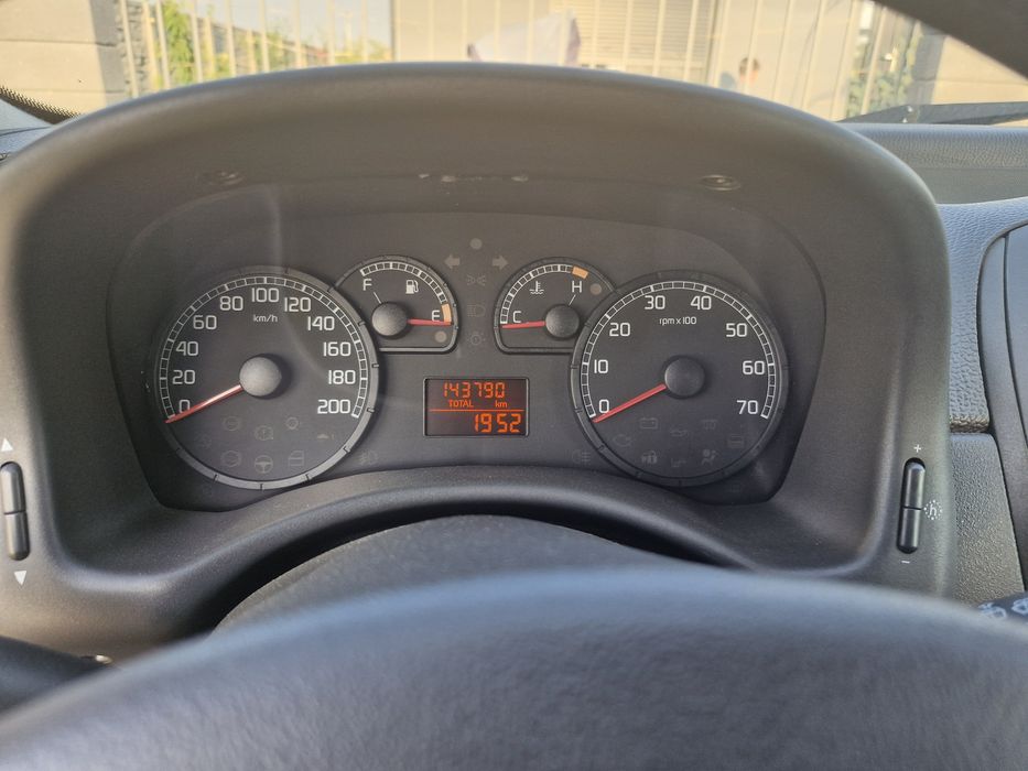 FIAT Punto 2004 — imagine 5