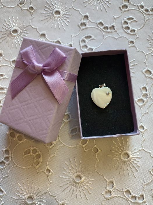 Сапфирено сърчице