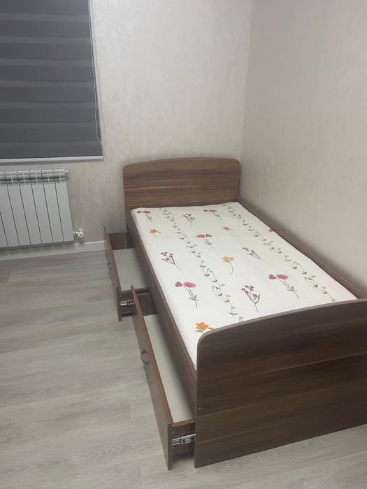 Односпальная кровать