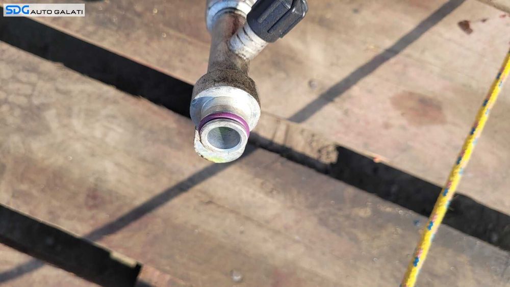 Furtun Conducta Radiator Compresor AC Aer Conditionat Clima Mercedes Clasa E Class W212 E200 E220 2.2 CDI 2009 - 2016 Cod A2128306015 [C3315]