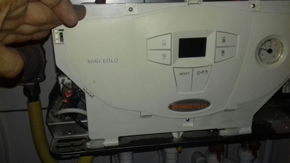 Reparații pe loc centrala termică Immergas, Repar placă electronică