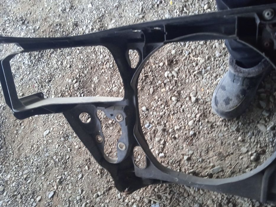 продам телевизор от Ауди А4