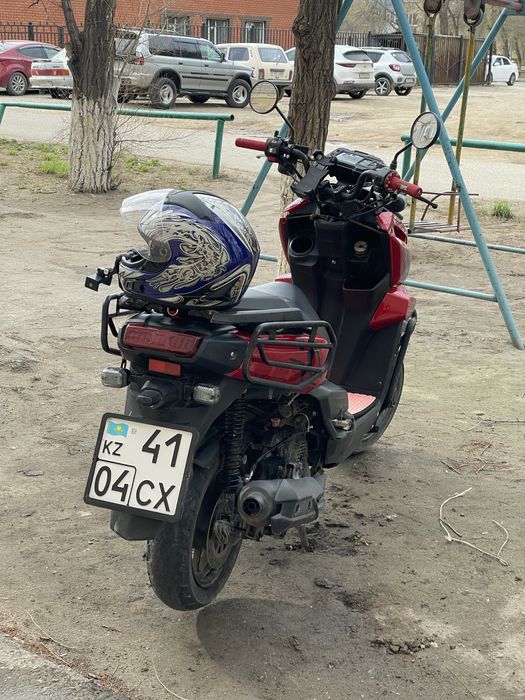 Продам скутер танк