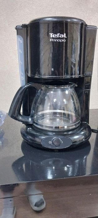 Продам кофеварку