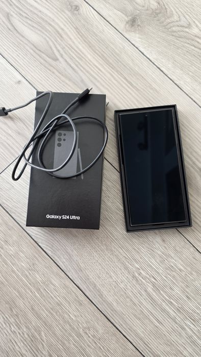 Samsung S24 Ultra, negru,  512 Gb , RAM 12Gb
