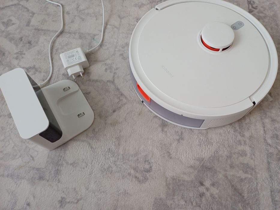 Продам Робот-пылесос