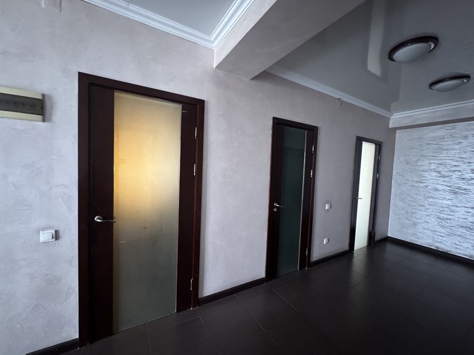 Продам двери межкомнатные