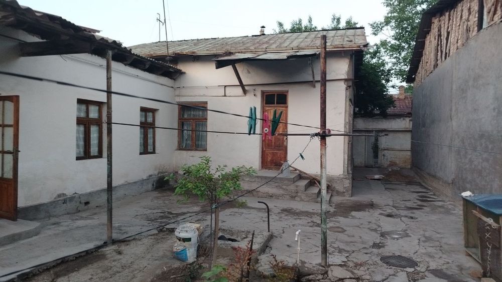 Продаётьс дом участок