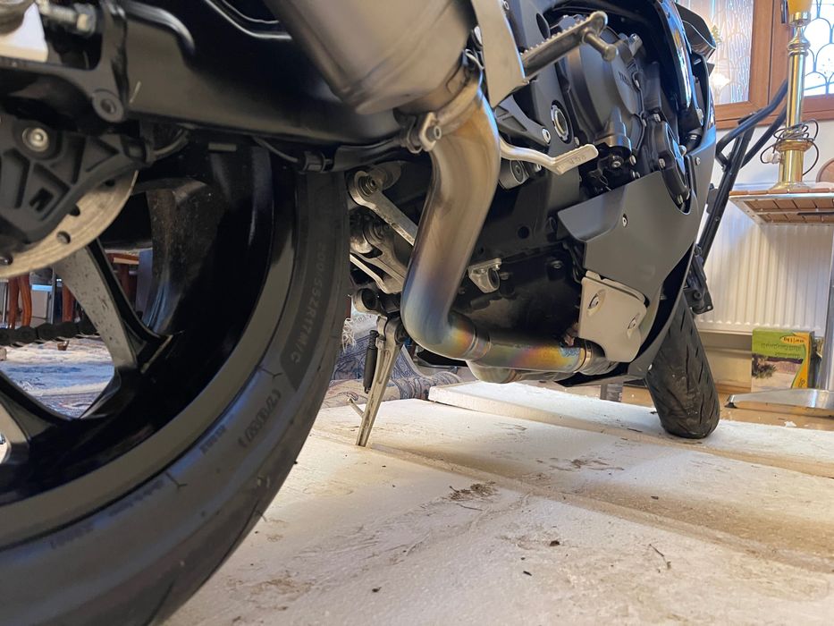 Yamaha R1 2024 – Primul proprietar, în garanție, 3 chei