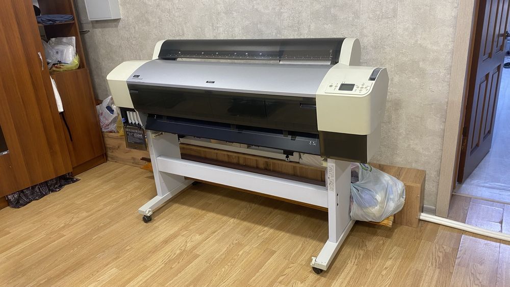 Epson Stylus Pro 9400 (плоттер)