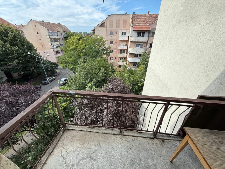 Ofer spre vanzare Apartament 2 Camere Carpati 2