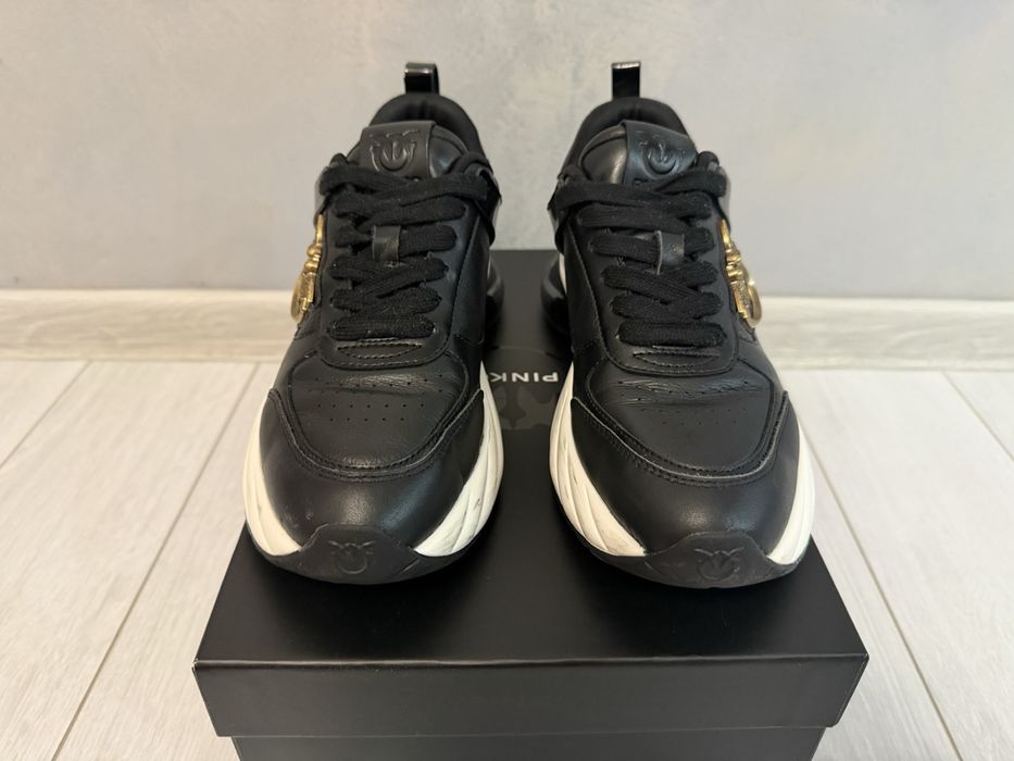 Дамски кецове Pinko