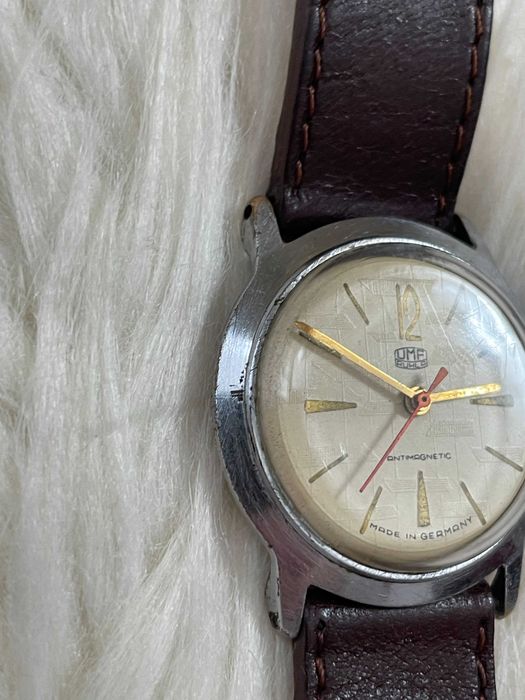 Ceas de Colectie UMF Ruhla Calibre 24-32  Germania 1966  Mecanic 34 mm