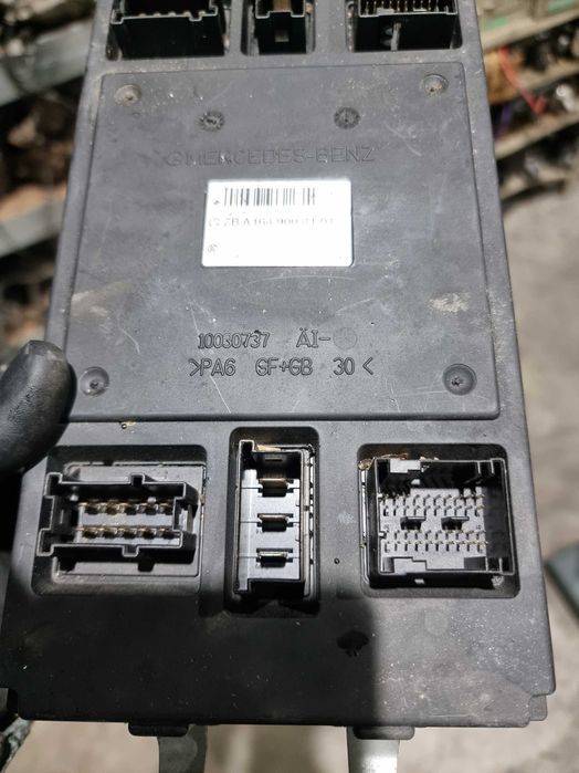 Modul portbagaj electric Mercedes A1648701826 GL R ML350 ML420 GL350