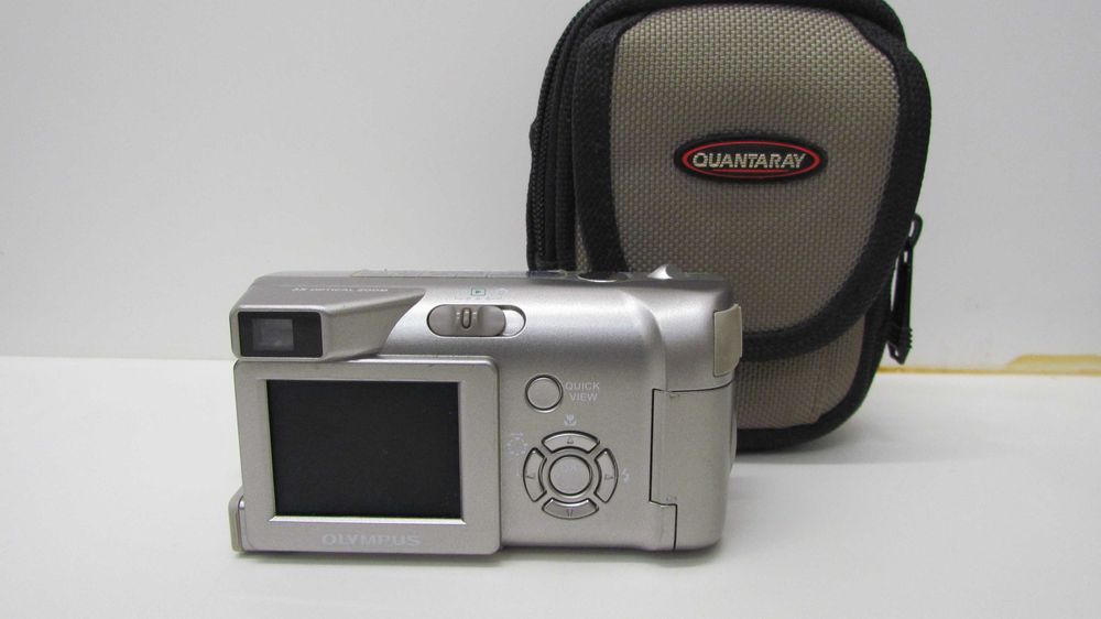 Дигитален фотоапарат Olympus D540 Zoom 3.2Mpx