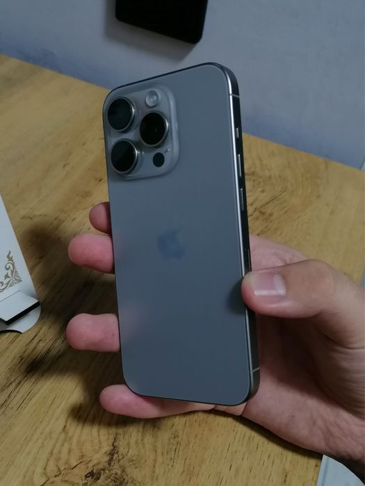 Iphone 15 pro/256gb