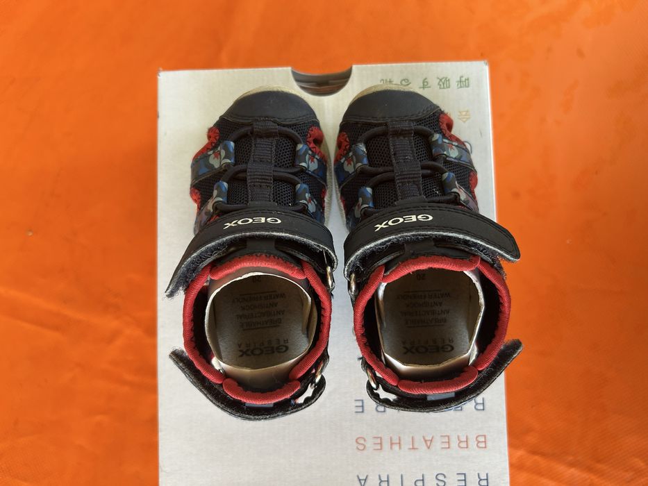 Сандалки GEOX,номер 20