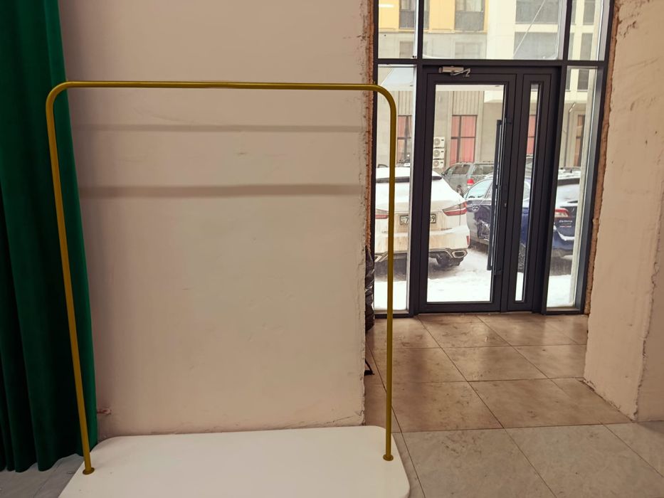 Стеллаж витрина зеркала