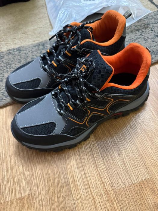 Продам спец обувь