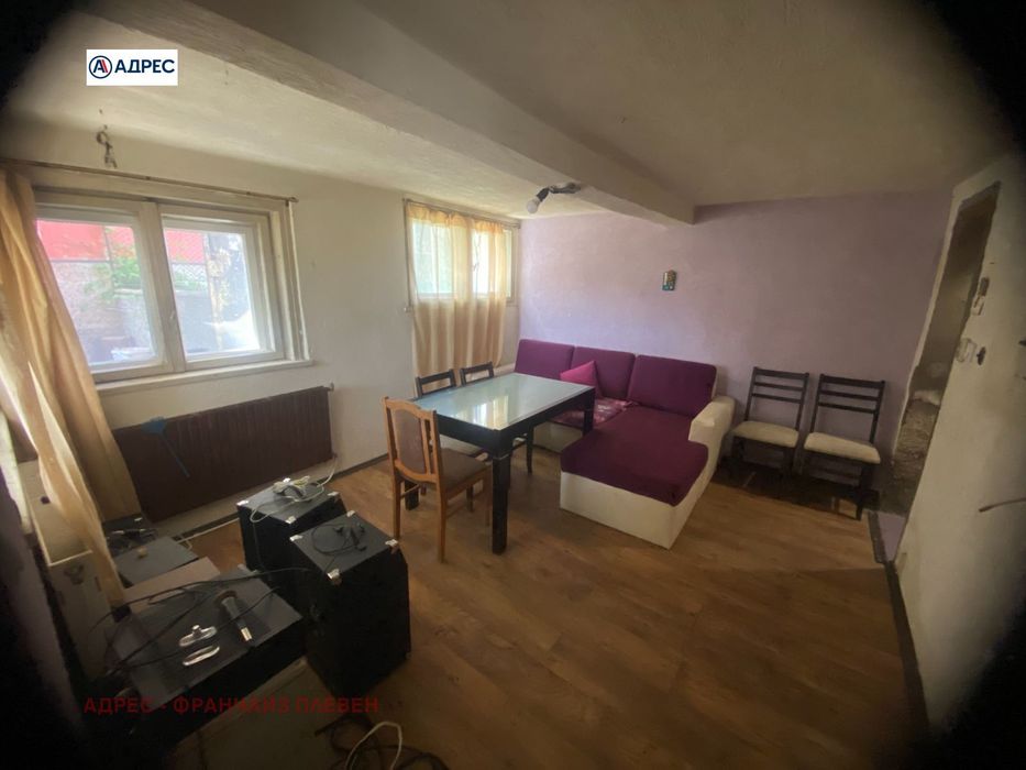 Къща в Враца, област-гр.Роман площ 320 цена 55000